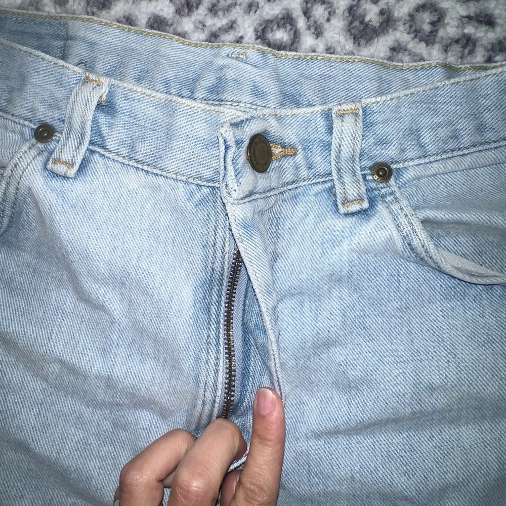 Light wash wrangler jean shorts - Picture 5 of 11